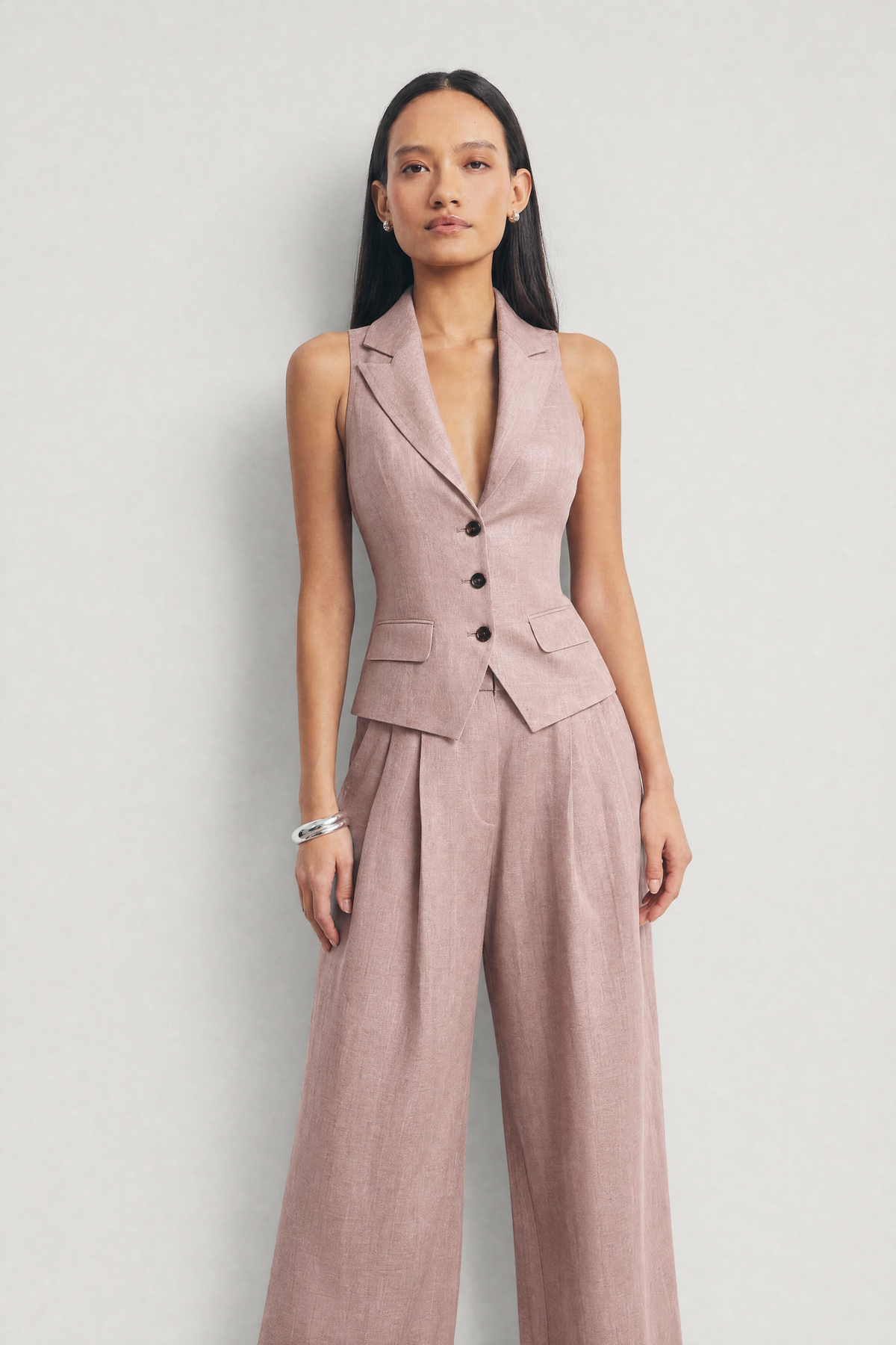 The Soleil Sleeveless Waistcoat in blush pink - waistcoat detail