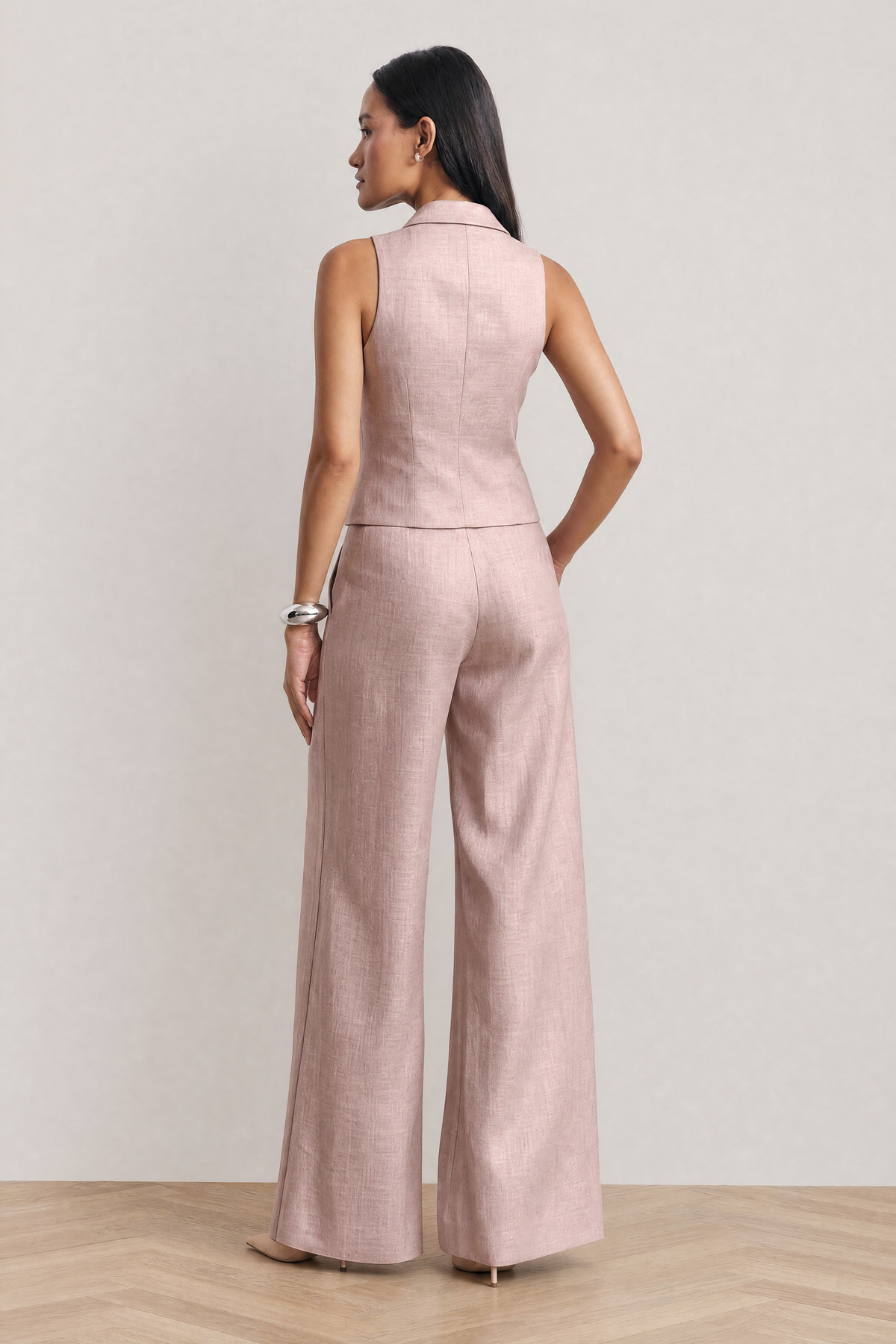 The Soleil set in blush pink - back view
