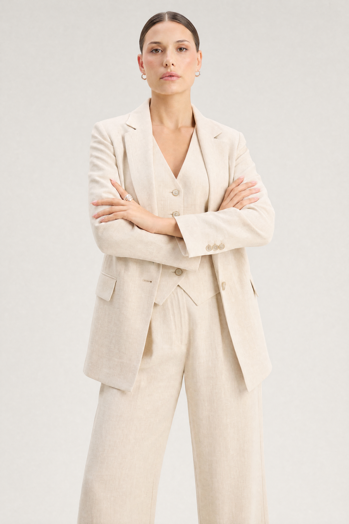 Riviera Linen Set in Sand - studio view 8