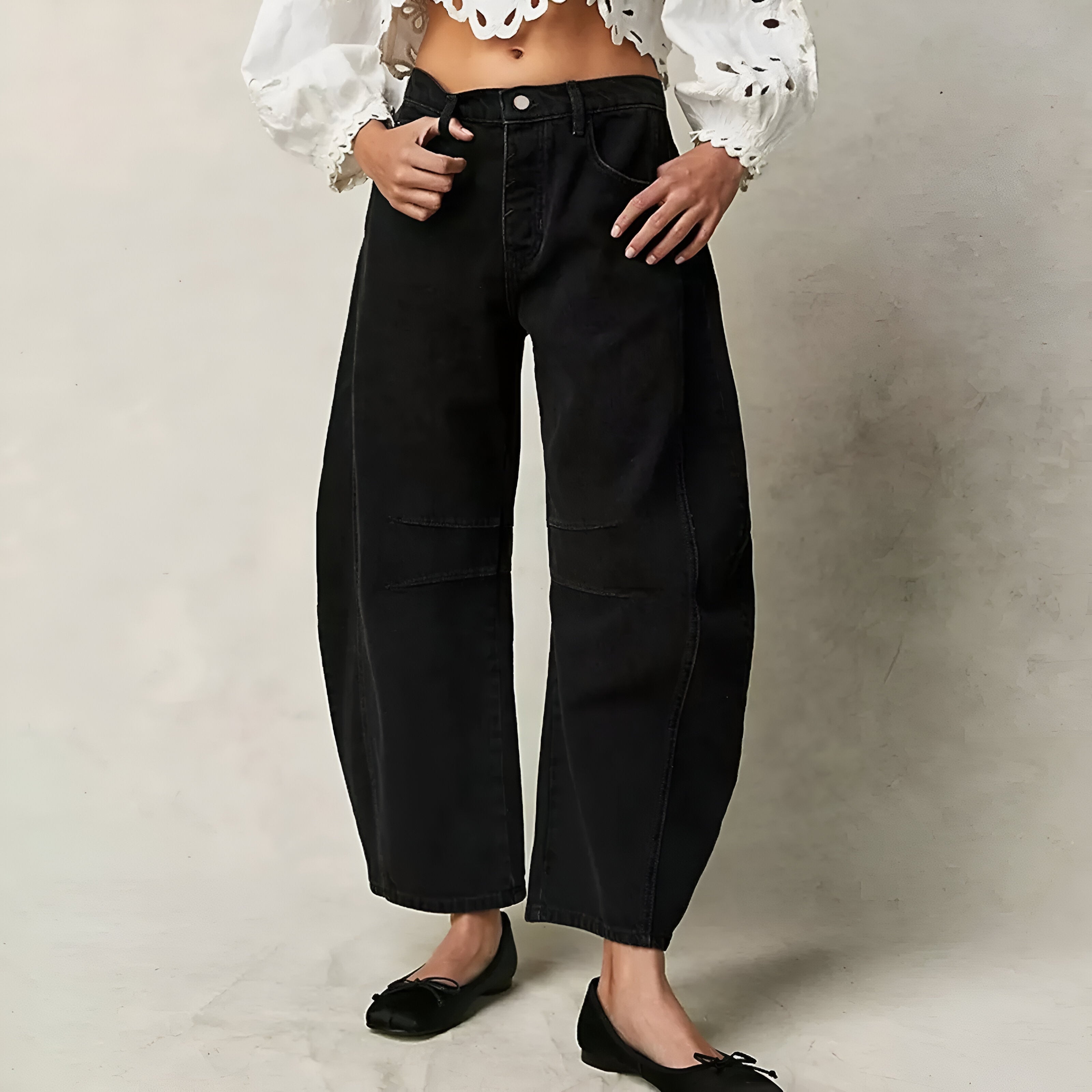 Women's Relaxed Wide Leg Jeans
