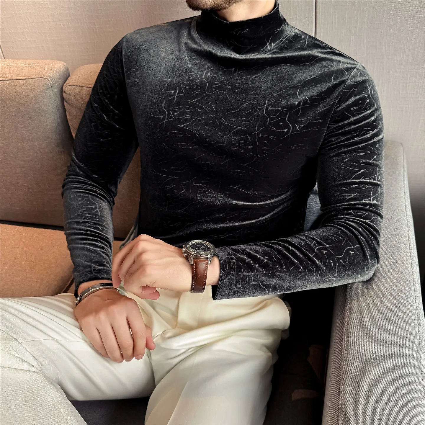 Slim Fit Velvet Long-Sleeve Turtleneck T-Shirt