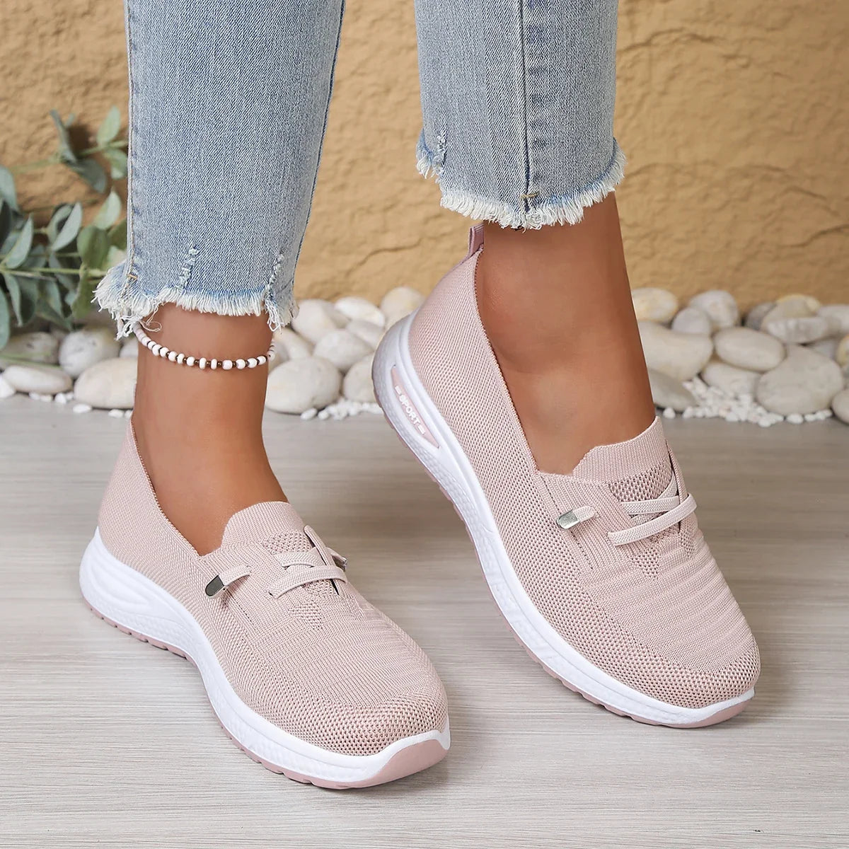 Women's Breathable Wide Toe Sneakers