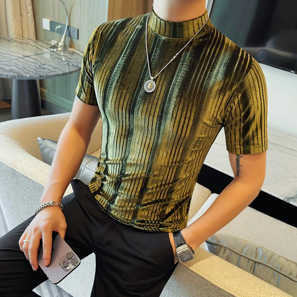 Slim Fit Velvet Short-Sleeve Knit Sweater