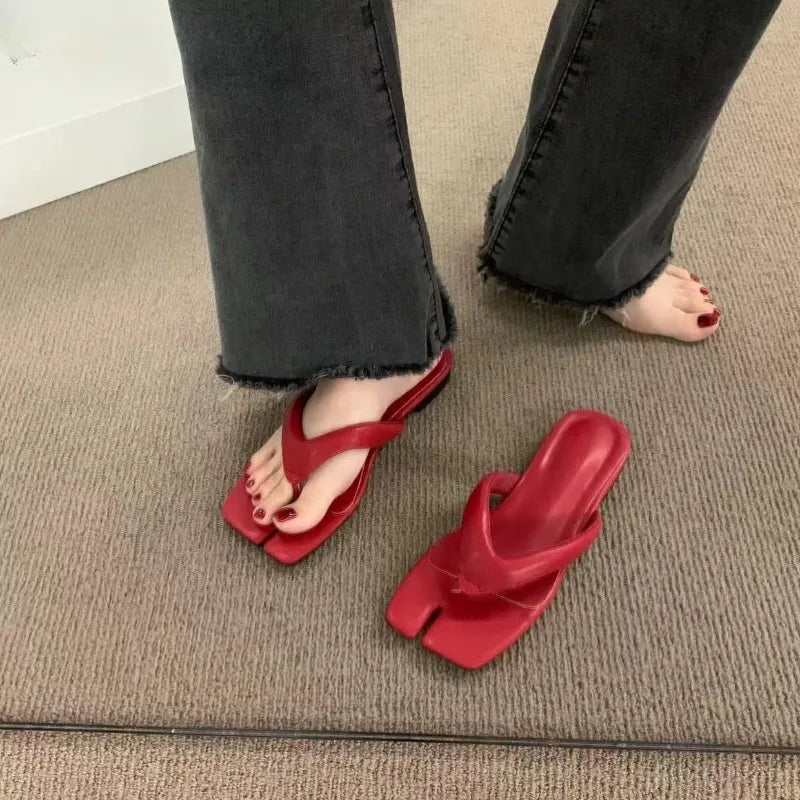 Women's Cushioned Flip Flops