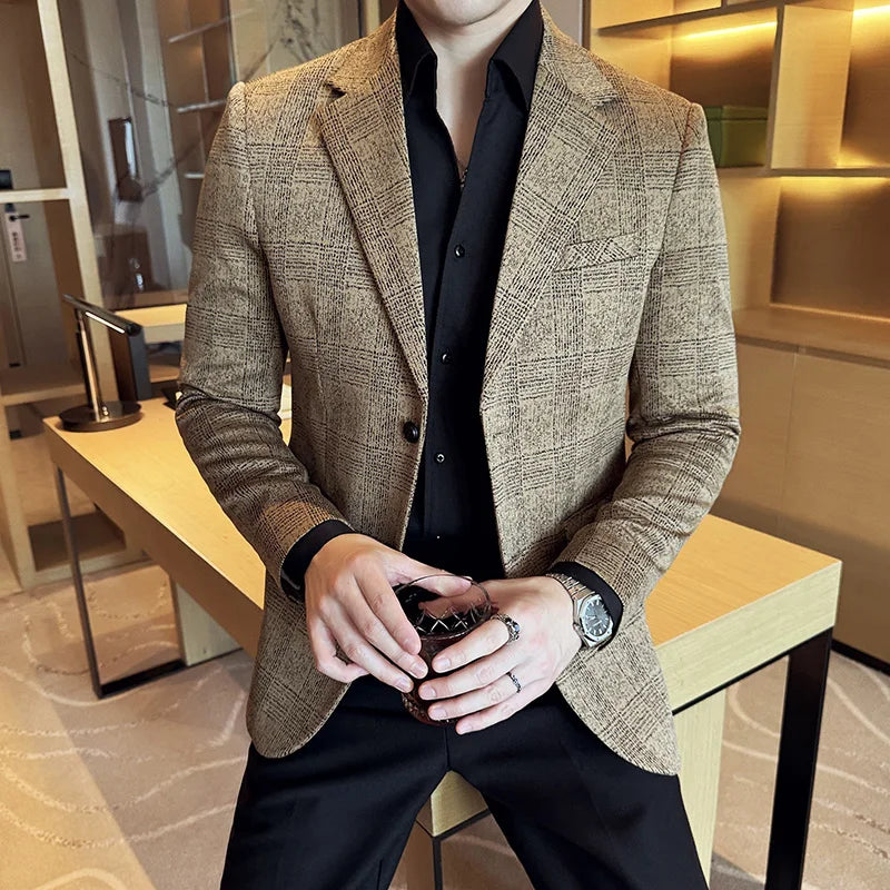 Slim Fit Plaid Blazer