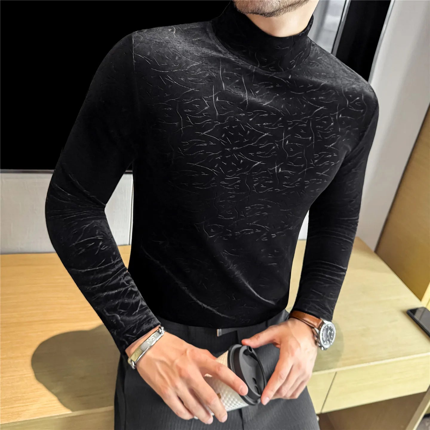 Slim Fit Velvet Long-Sleeve Turtleneck T-Shirt