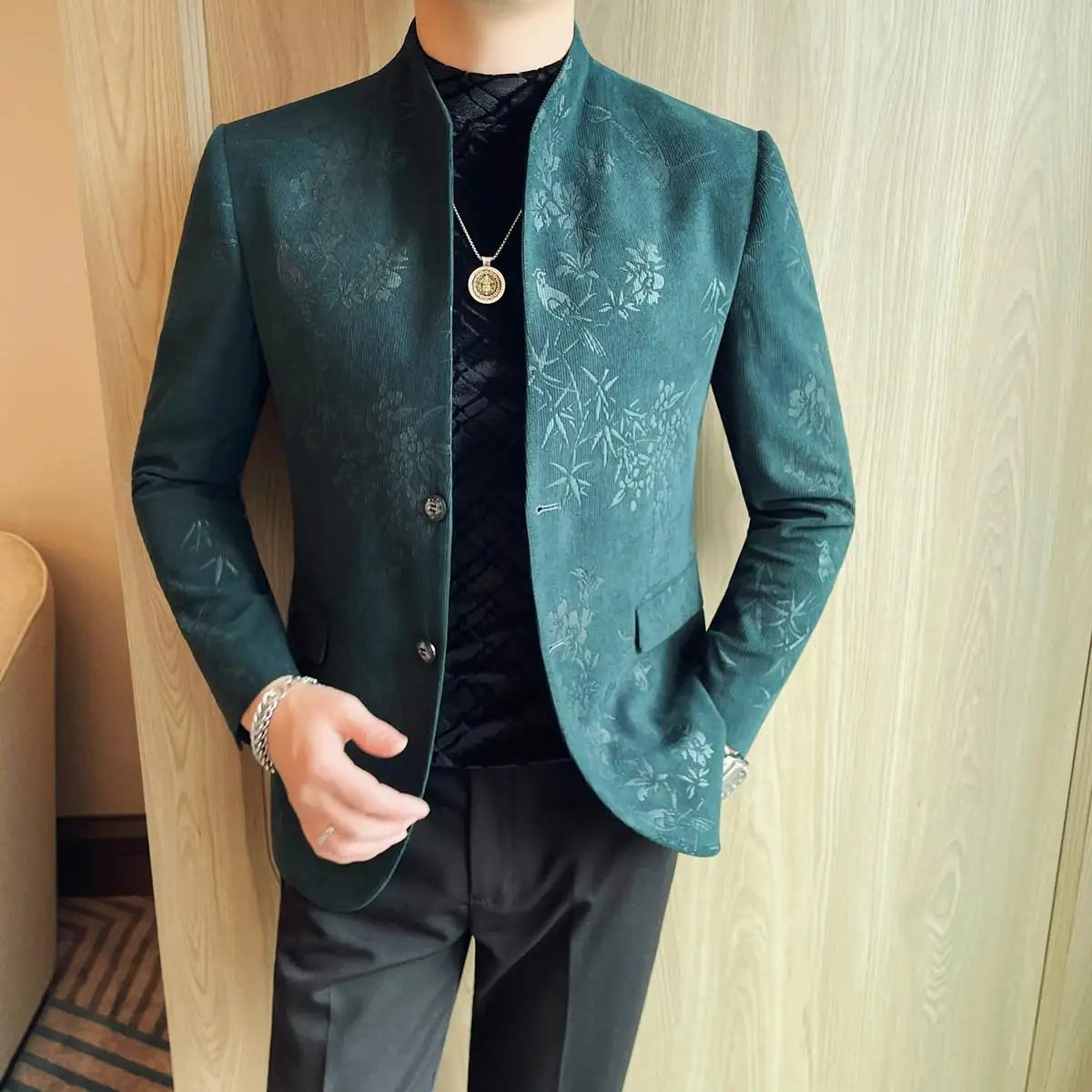 Slim Fit Floral Blazer