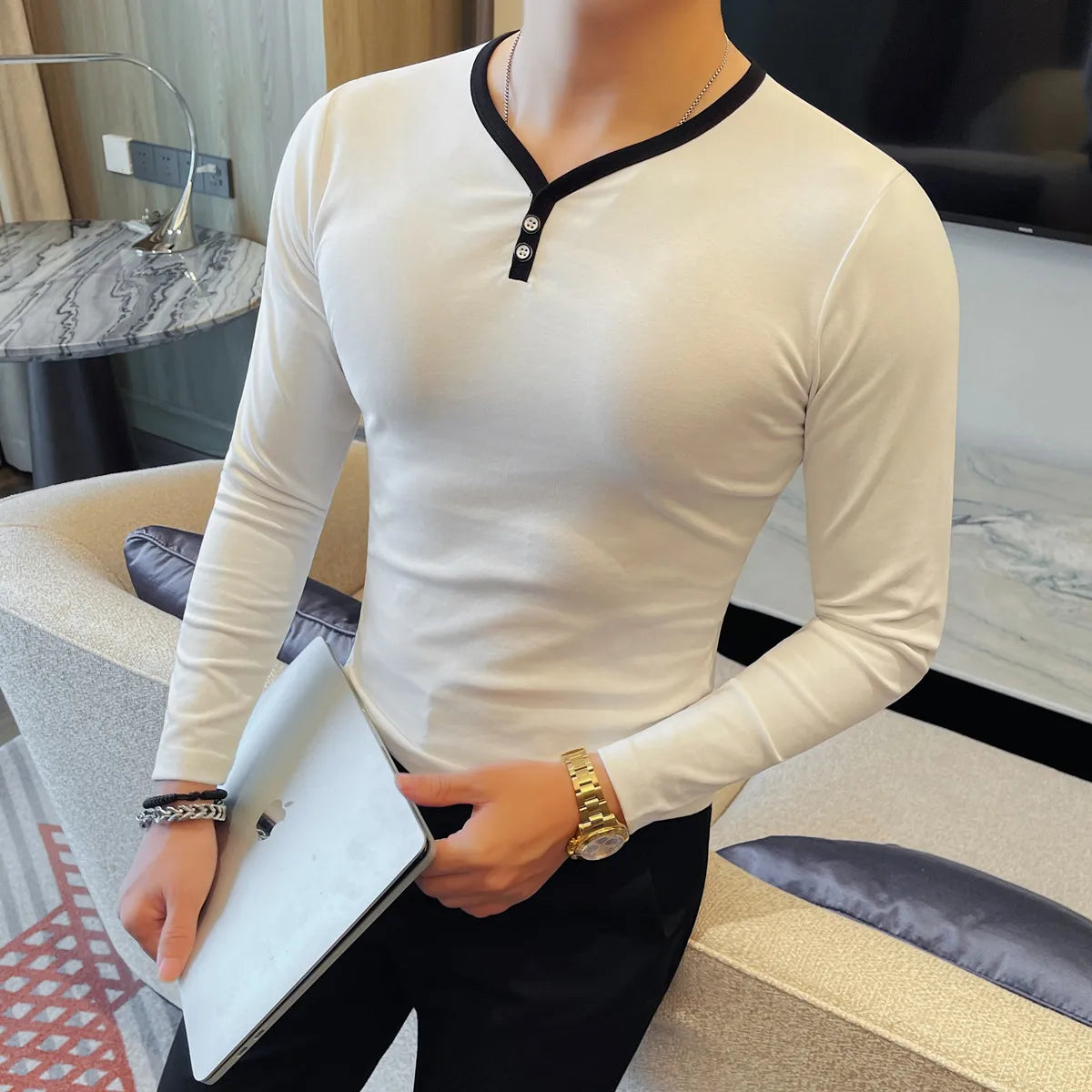 Slim Fit Long-Sleeve V-Neck T-Shirt