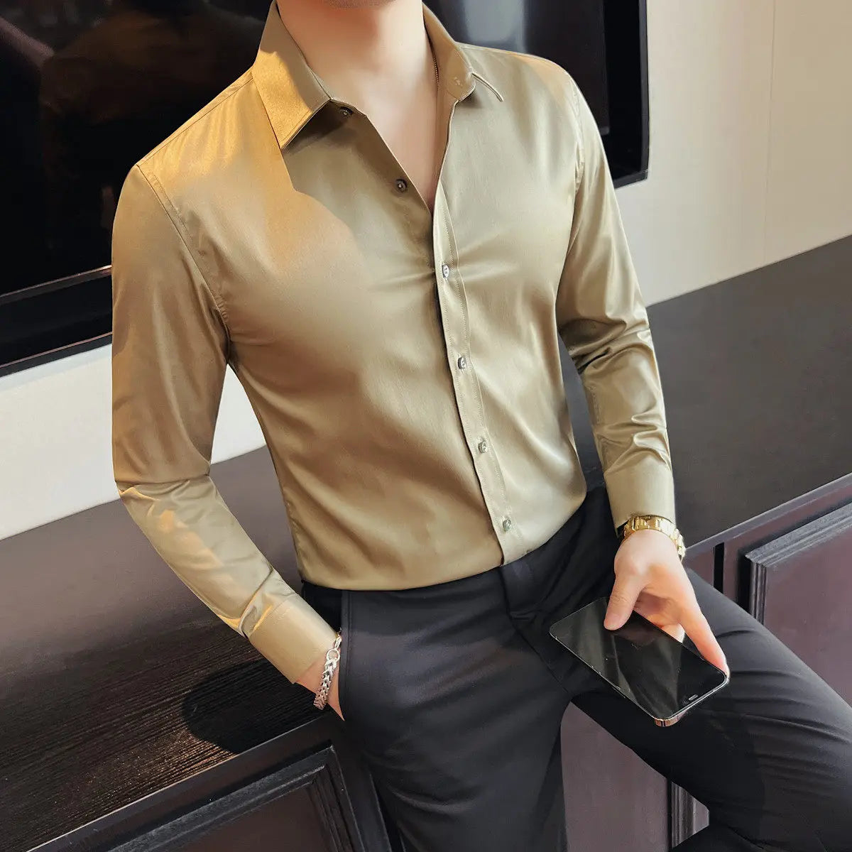 Slim Fit Long-Sleeve Dress Shirt