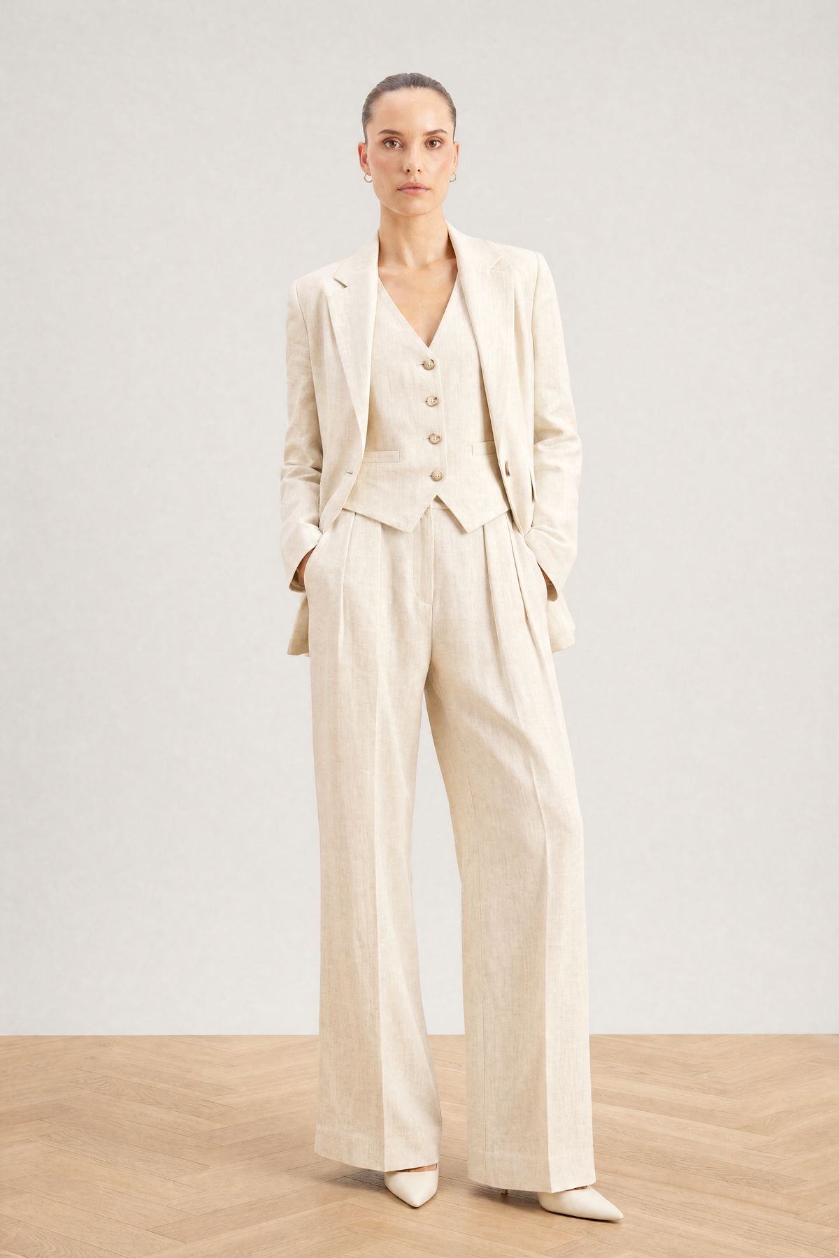 Riviera Linen Set in Sand - studio view 2