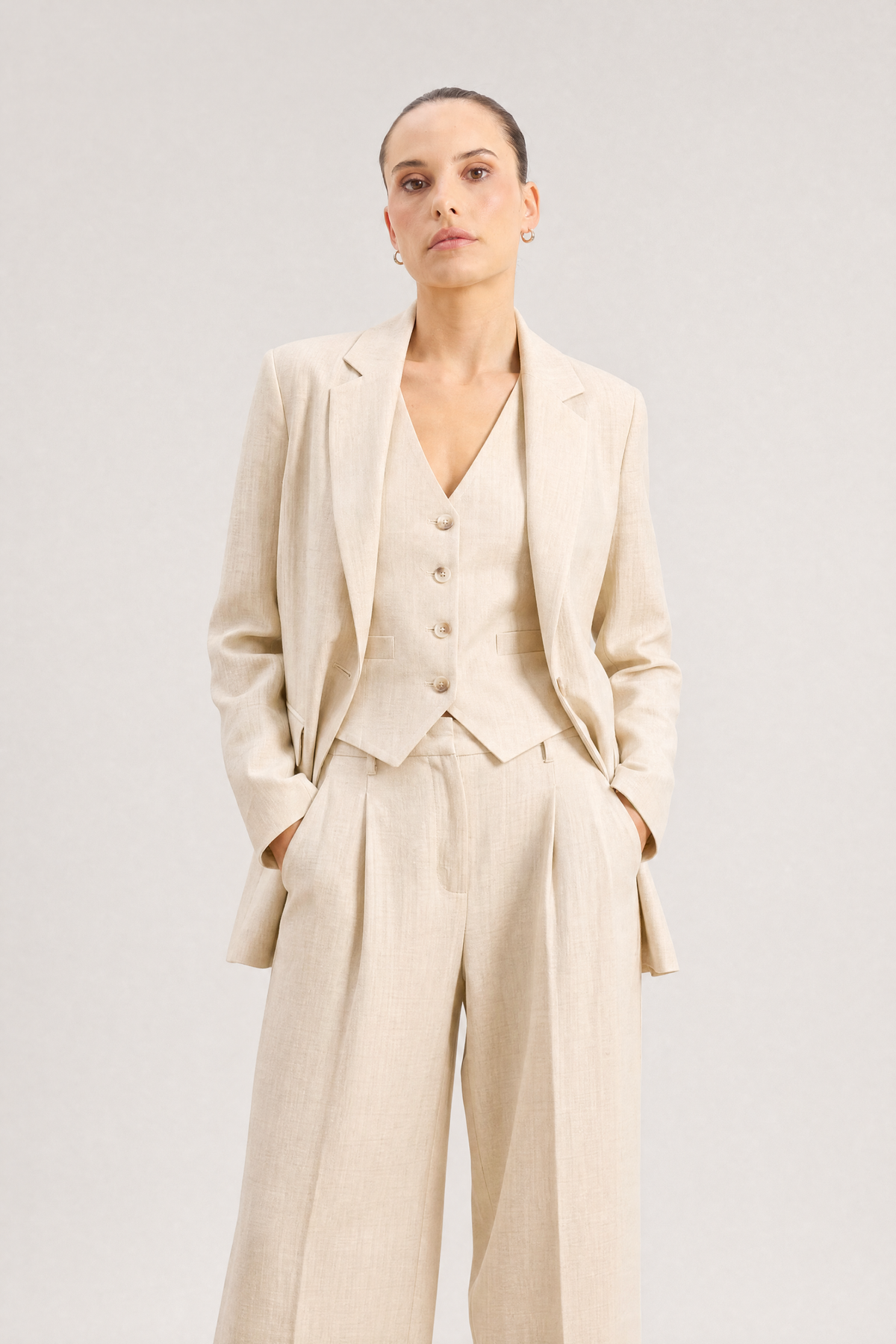 Riviera Linen Set in Sand - studio view 3