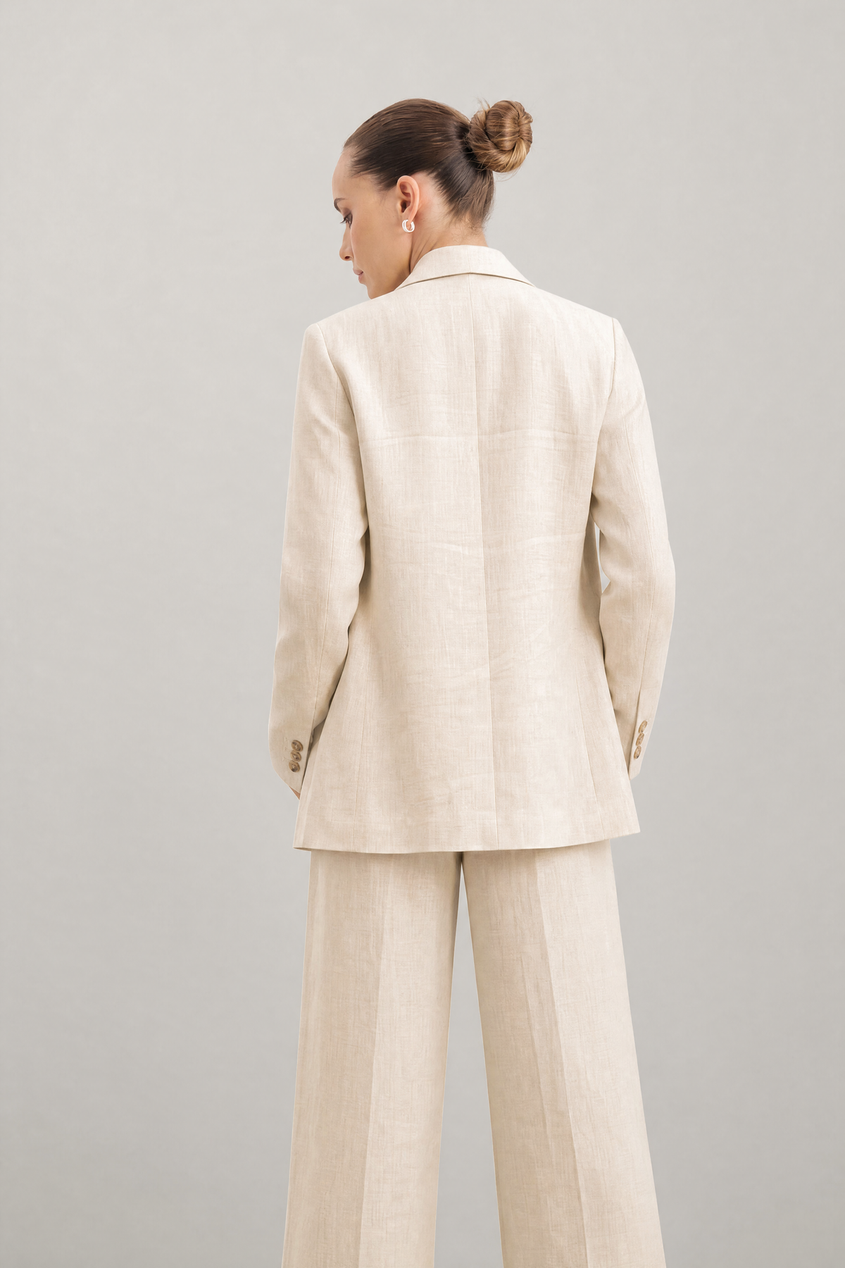 Riviera Linen Set in Sand - studio view 7