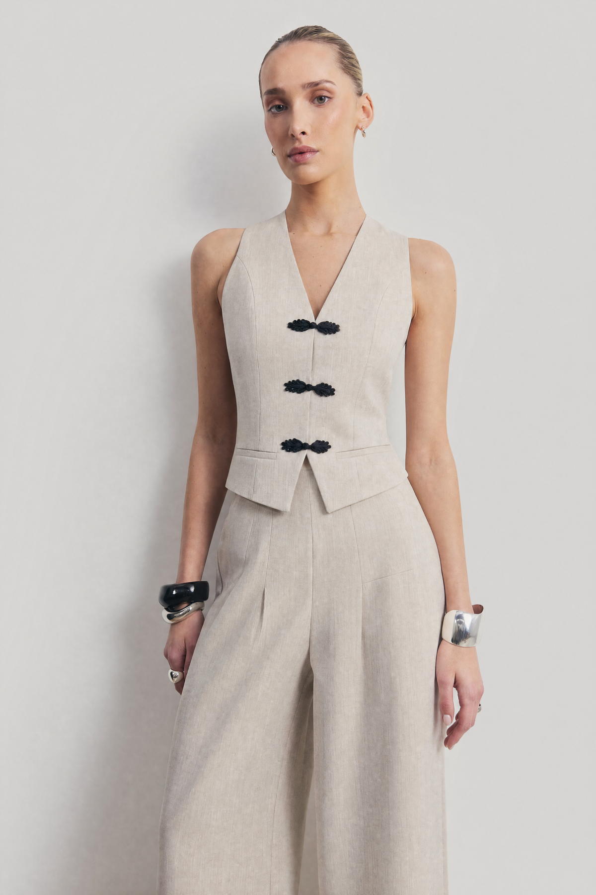 Lotus Frog-Button Set in Beige - studio view 2
